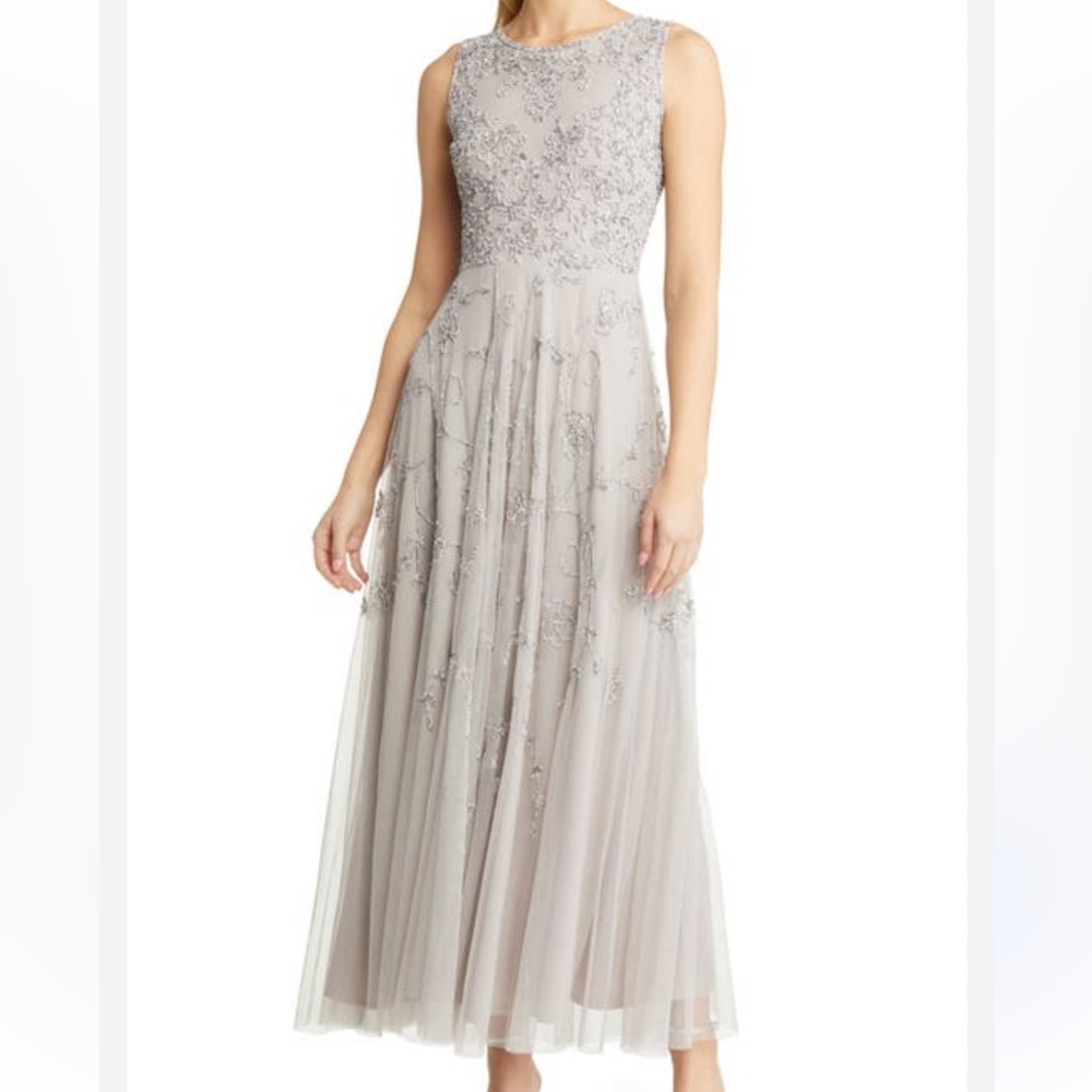 Pisarro Nights beaded Sleeveless evening gown in tan